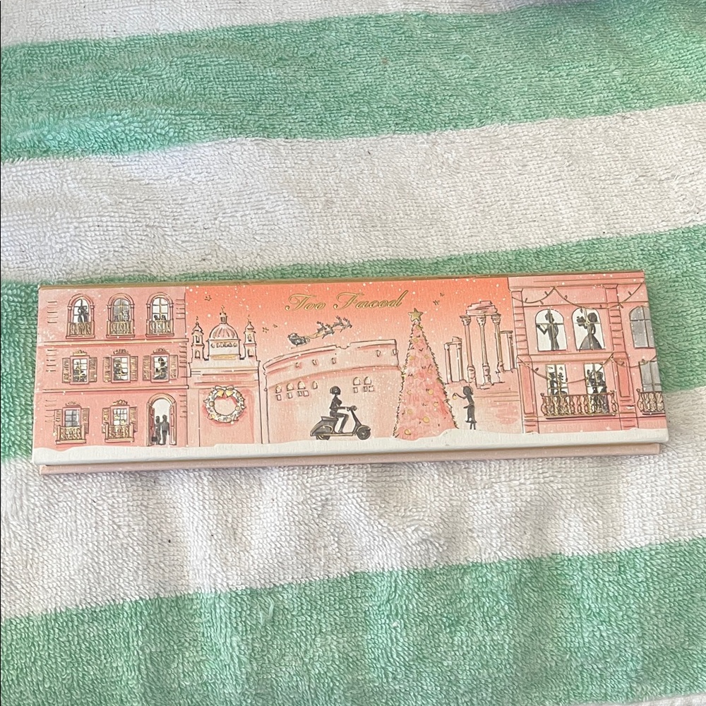 Too Faced Christmas in Rome blush palette